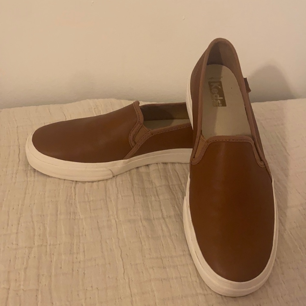 Leather Keds. Never worn!! Size 7.5